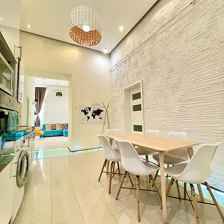 Apartment Pearl Lux - Finn & Steam Sauna Budapest